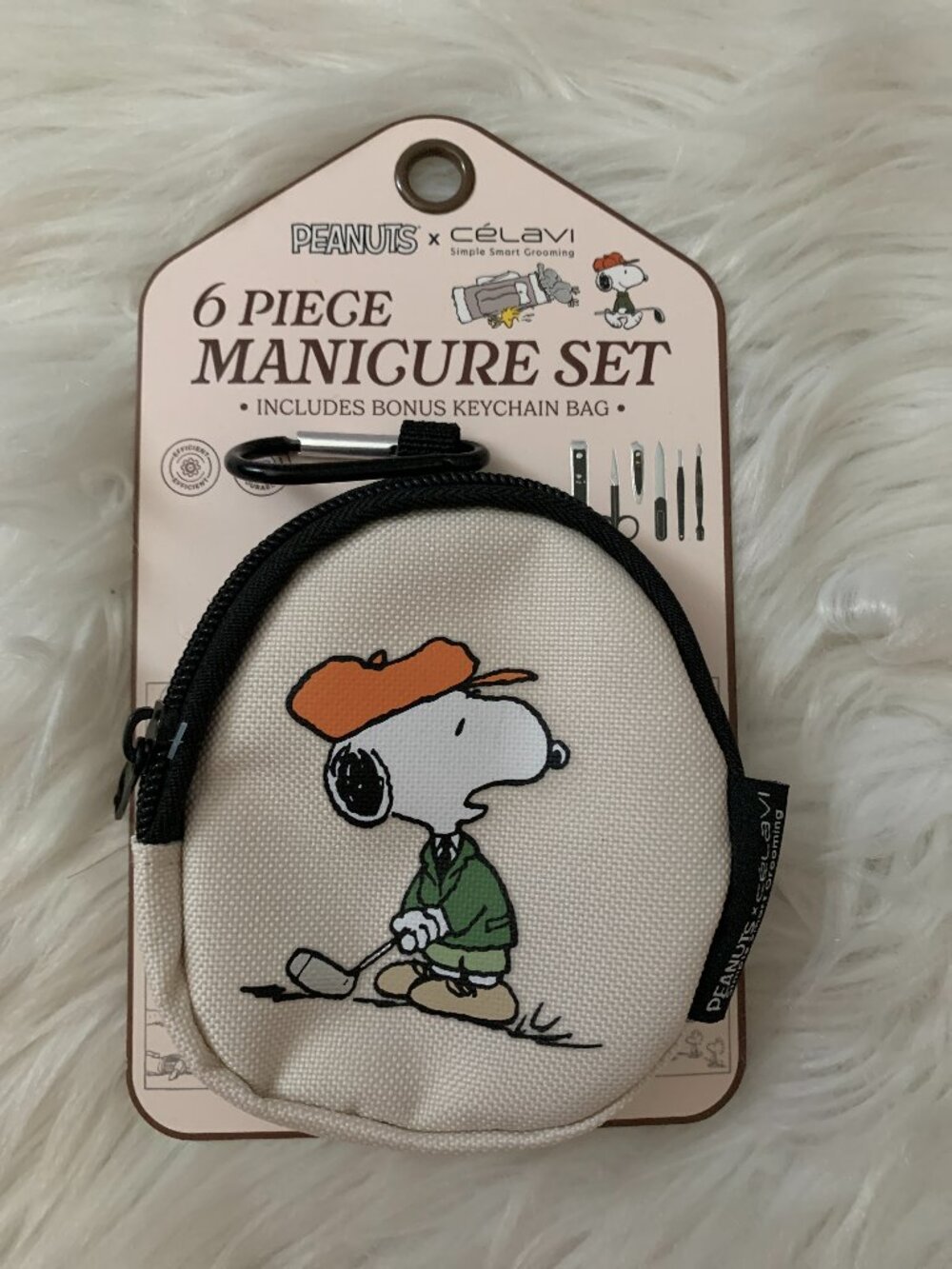 PEANUTS Snoopy 6 Pieces Manicure Set with Keychain Bag